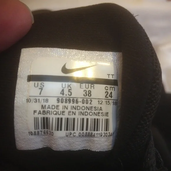 NIKE FLEX Experience RN7 Women's Black Running Shoes - Picture 10 of 11